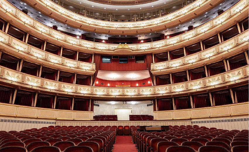 ANAビジネスクラスで旅する 『魔笛』&『ばらの騎士』観劇 オーストリア